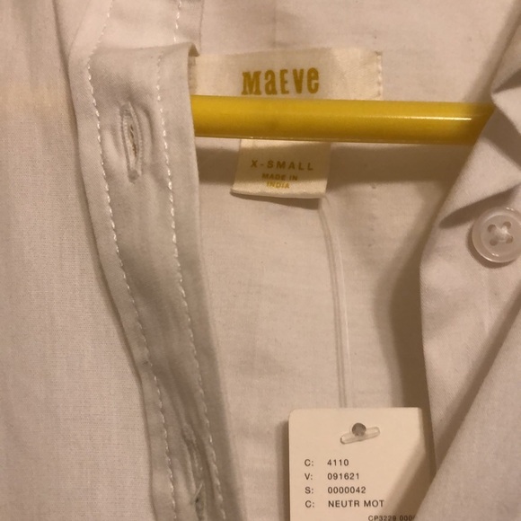 Anthropologie Maeve White Button-down Tunic w/Flower Detail on Front & Back NWT! - Picture 7 of 11